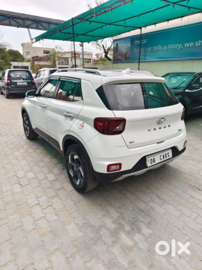 Hyundai Venue, 2020, Petrol
