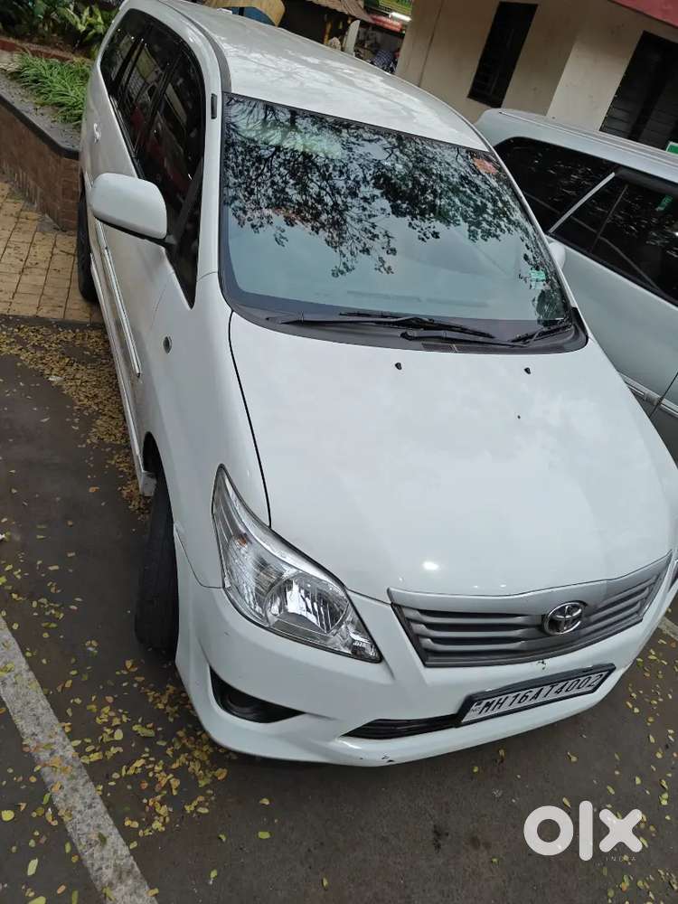 Toyota Innova 2012
