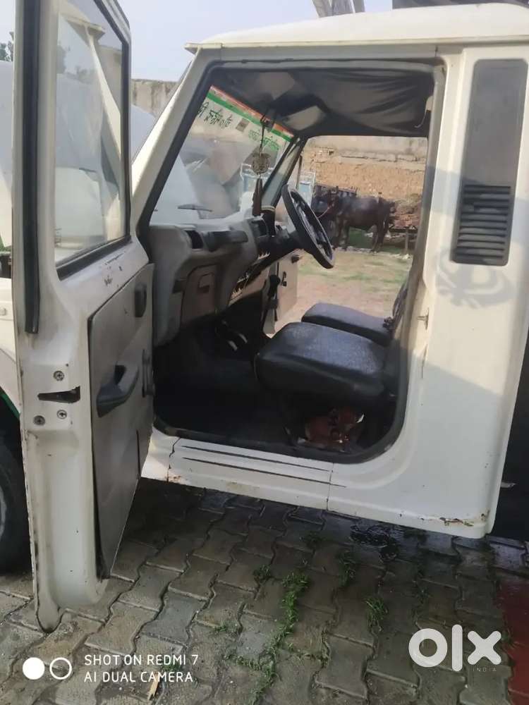 Mahindra Bolero Pickup On Time Service Tyre 70% And No Problem Ok