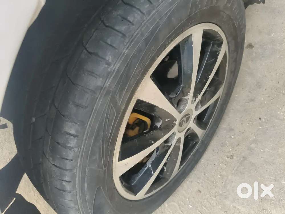 Tata Manza Aura 2012 Diesel /*/screen With Back Camara
