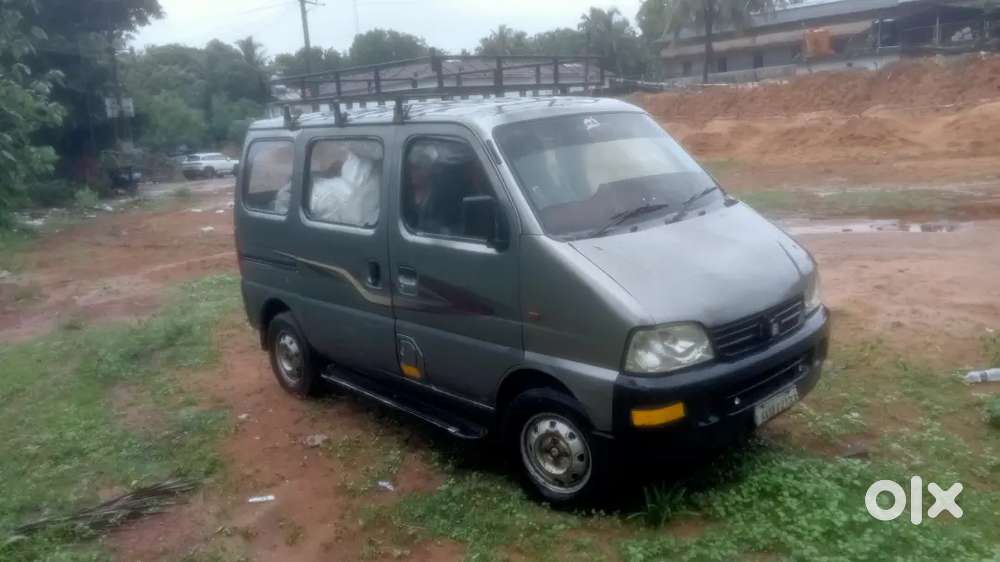 Maruti Suzuki Eeco 2011