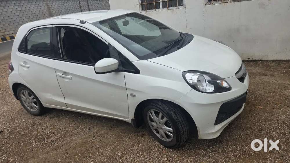 Honda Brio Vx Petrol 2011