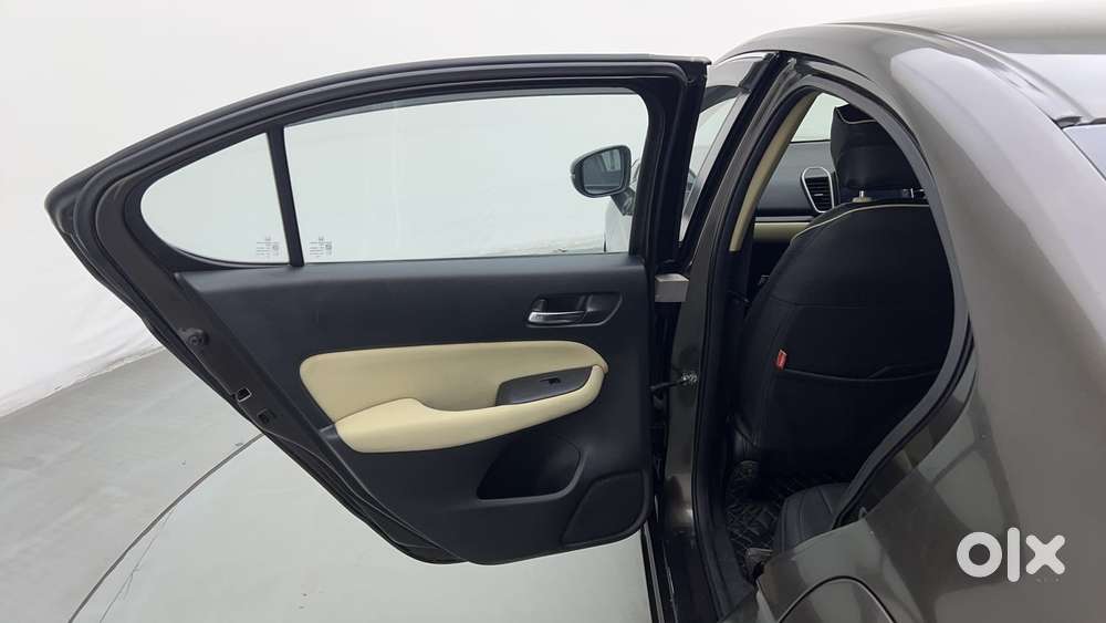 Honda City I-vtec V, 2022, Petrol