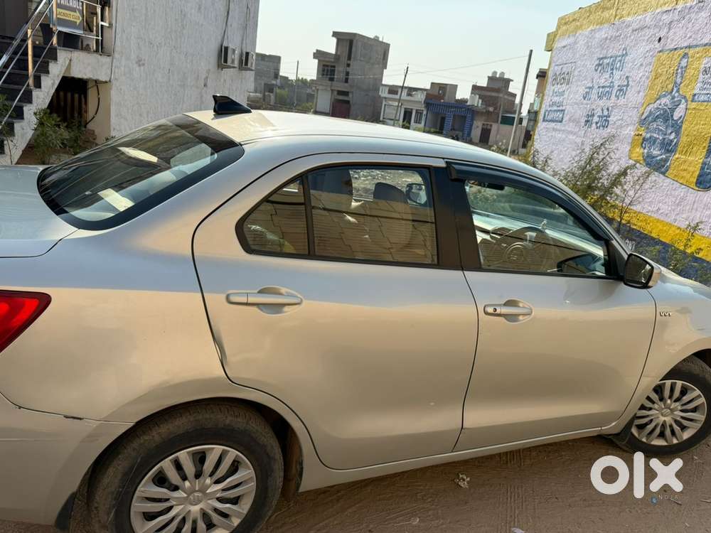 Maruti Dzire 1.2 Vxi Amt 2017