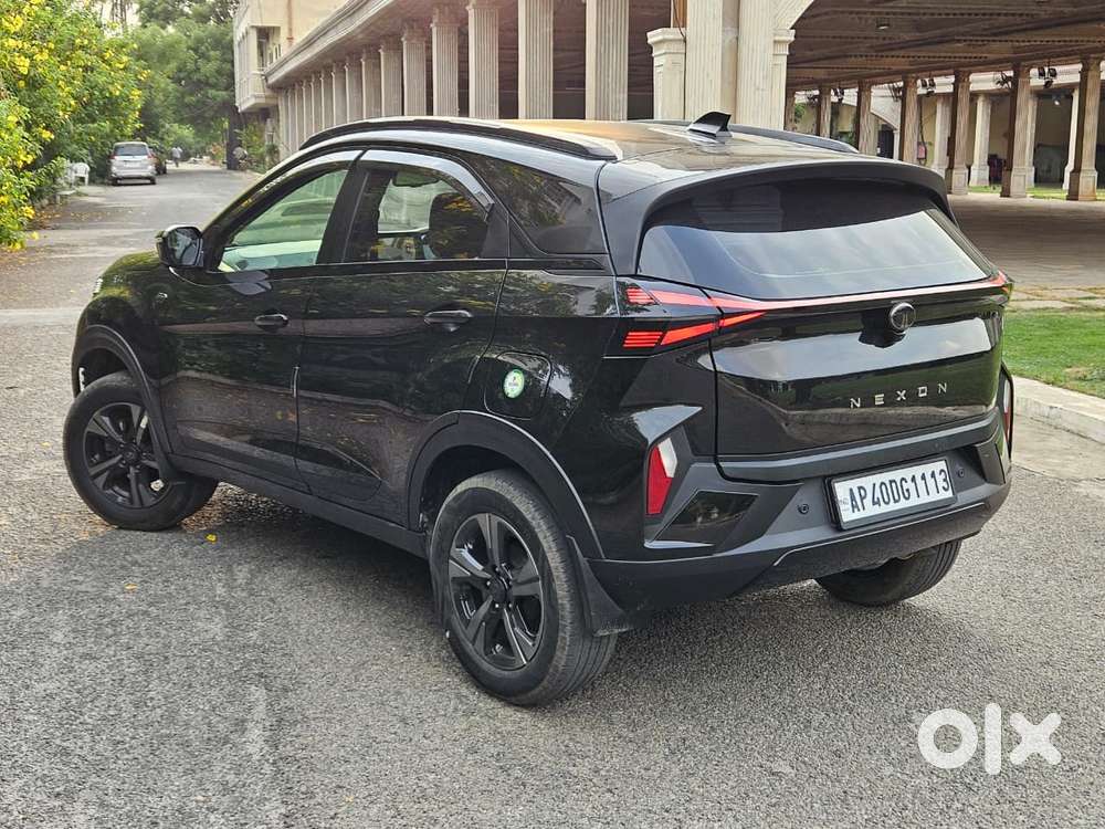 Tata Nexon Creative Plus 1.2 Petrol 6mt Dark Edition, 2024, Petrol