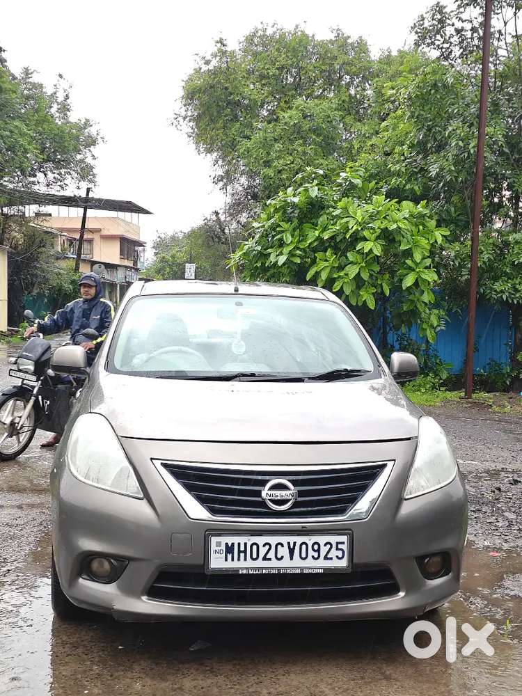 Nissan Sunny Top Model