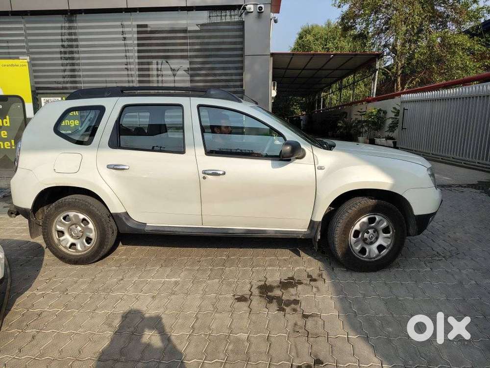 Renault Duster Rxe, 2013, Petrol