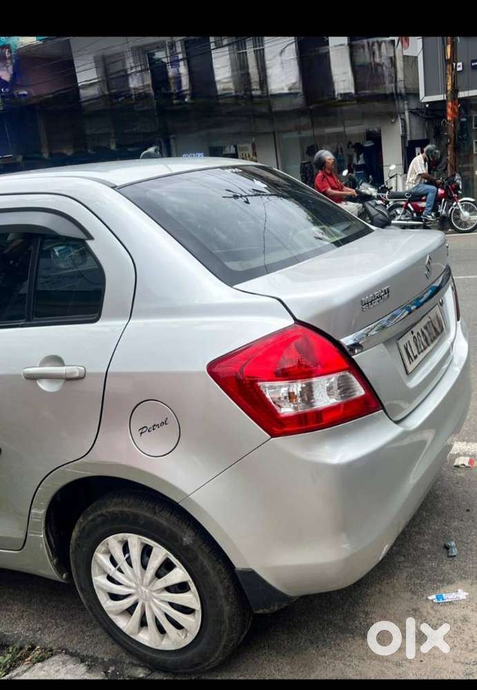 Maruti Suzuki Swift Dzire 1.2 Vxi Bsiv, 2016, Petrol