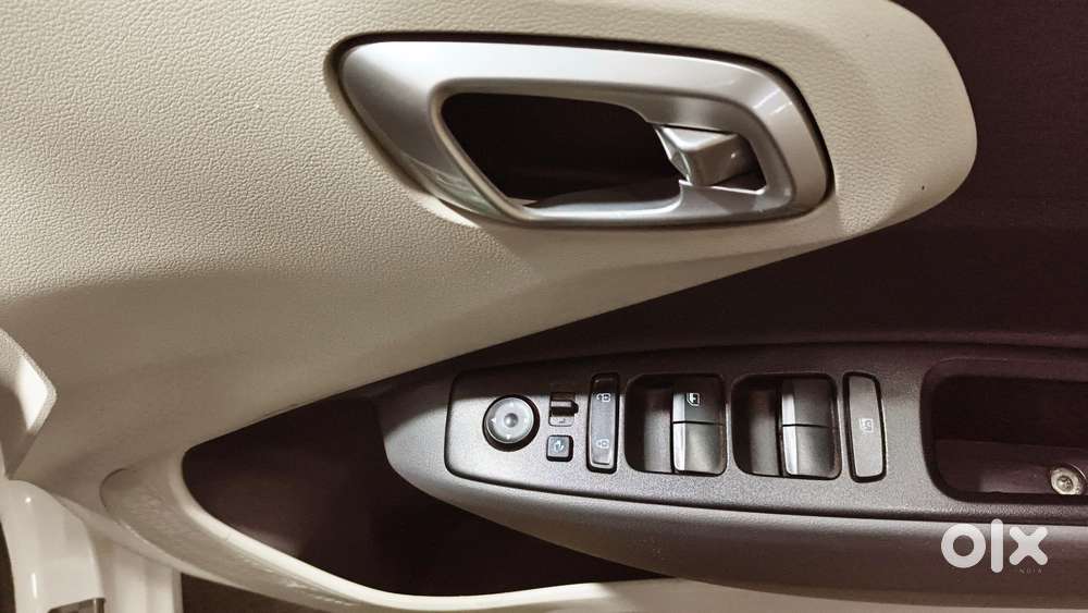 Hyundai Aura Sx Plus Automatic, 2020, Petrol