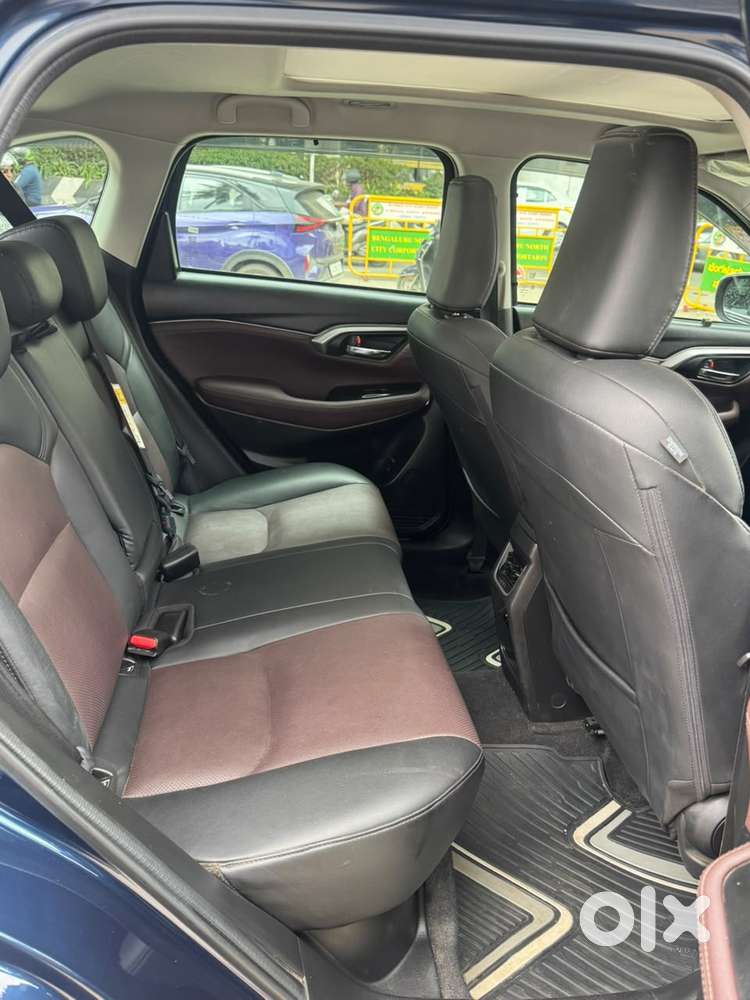Maruti Suzuki Grand Vitara Alpha Smart Hybrid, 2023, Petrol