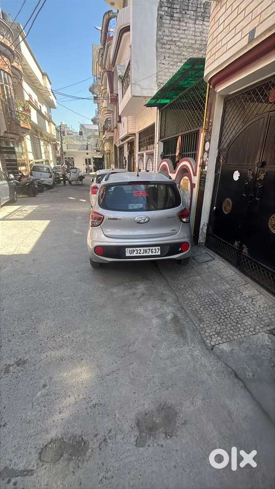 Hyundai Grand I10 2017 Petrol 50000 Km Driven