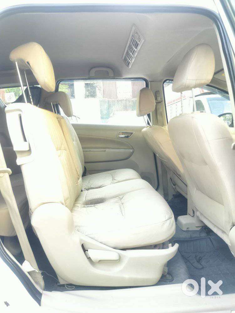 Maruti Suzuki Ertiga 1.4 Vxi Cng Anniversary Edition, 2017, Cng & Hy..