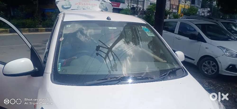 Hyundai Grand I10 2016 Petrol 43000 Km Driven