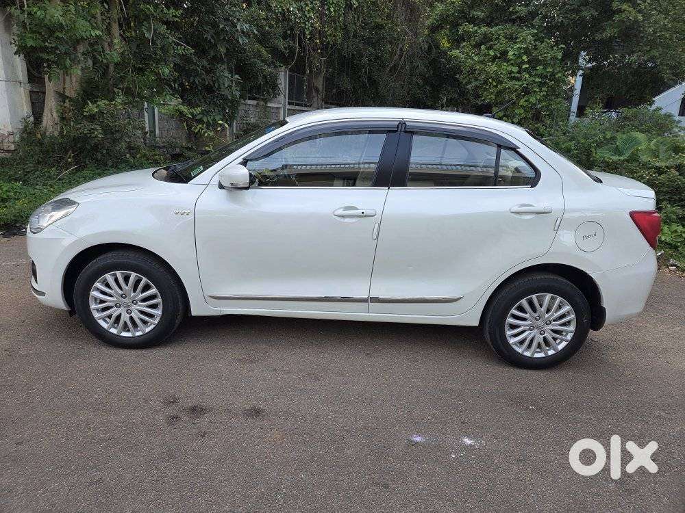 Maruti Suzuki Swift Dzire Zxi + Mt, 2018, Petrol