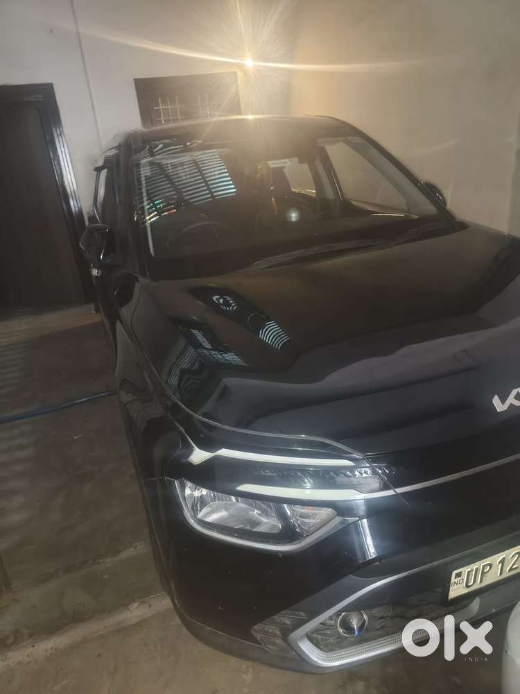 Kia Carens Petrol Manual 2024