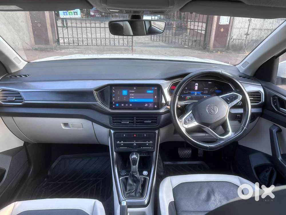 Volkswagen Taigun 1.0 Tsi Topline At, 2022, Petrol