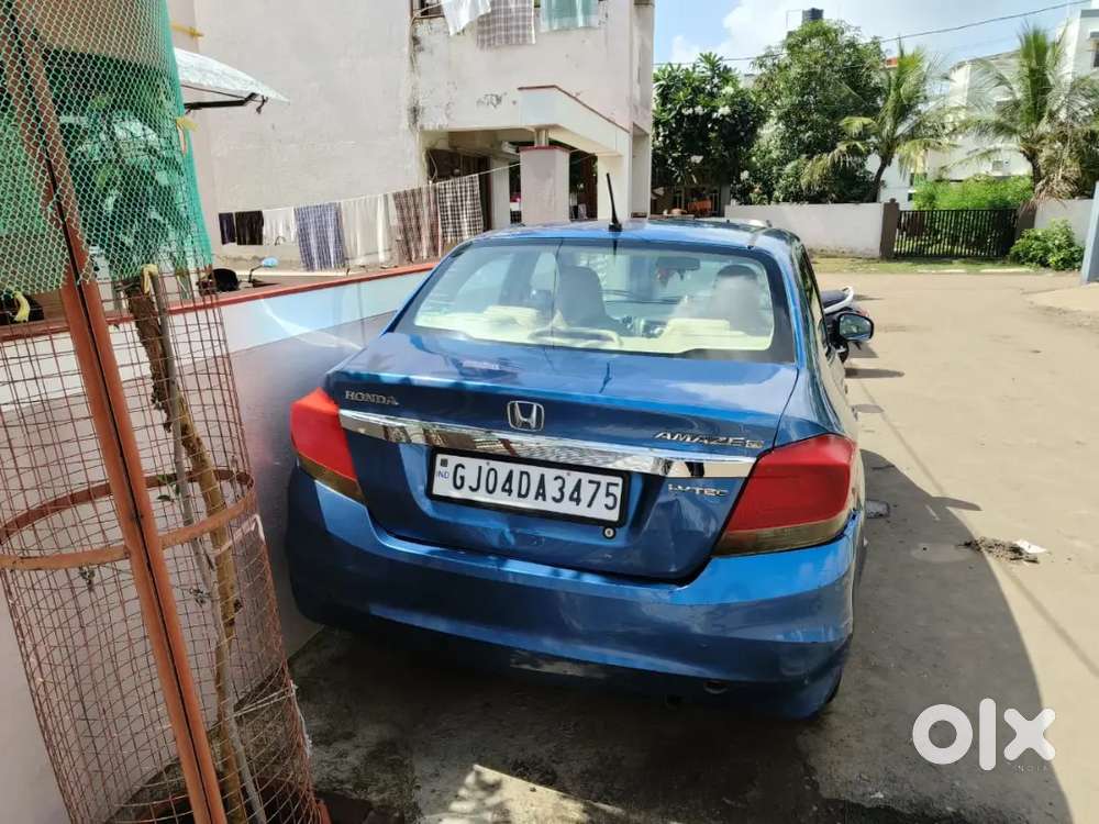 Honda Amaze 2013  Cng + Petrol  Top Condition  1.15 Lakh Km Driven