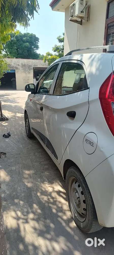 Hyundai Eon 2017 Petrol 61000 Km Driven