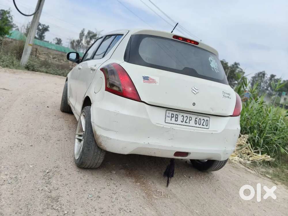 Maruti Suzuki Swift 2012 Diesel 84000 Km Driven