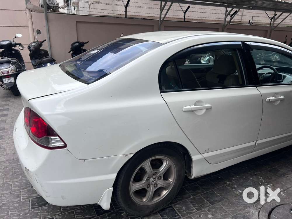 Honda Civic Petrol Mt 2010