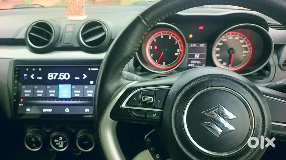 Maruti Suzuki Swift Zxi Plus Amt Dual Tone, 2018, Petrol