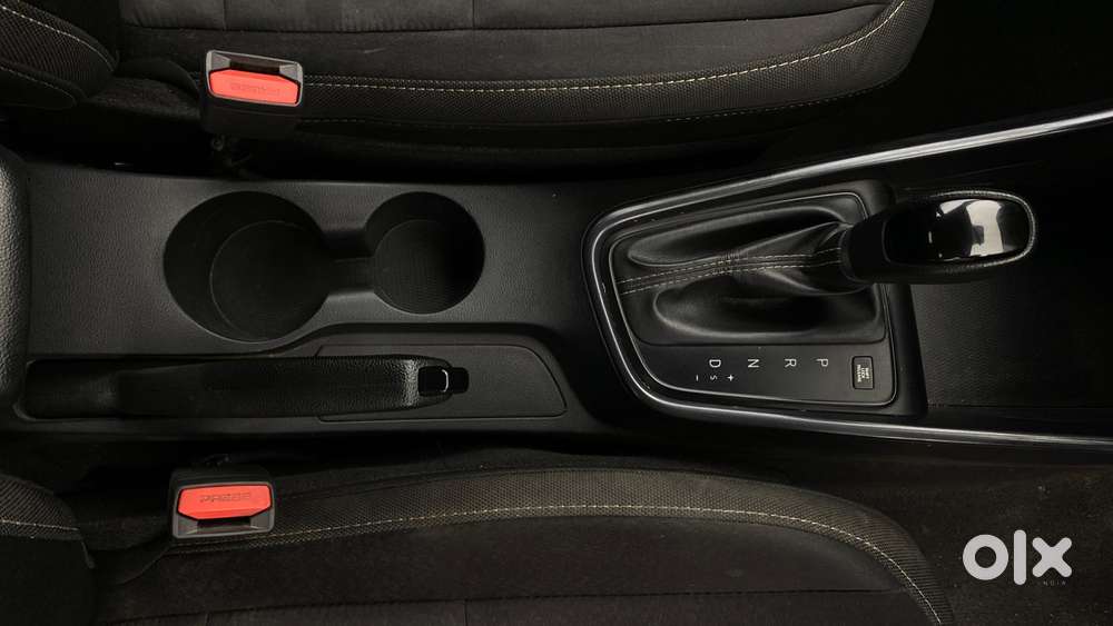 Hyundai New I20 1.2 Sportz Ivt, 2022, Petrol
