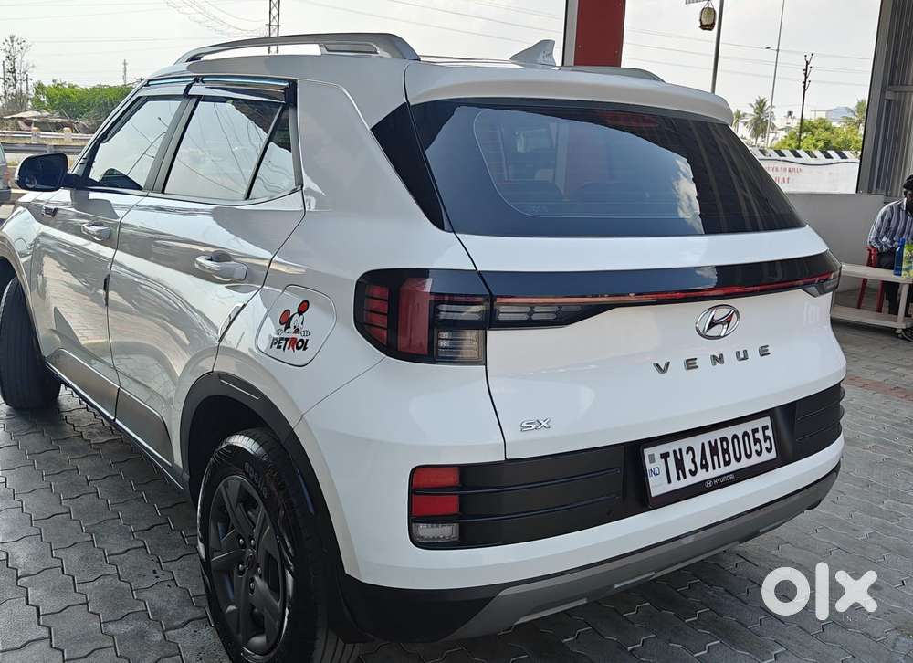 Hyundai Venue 1.2 S Plus, 2024, Petrol