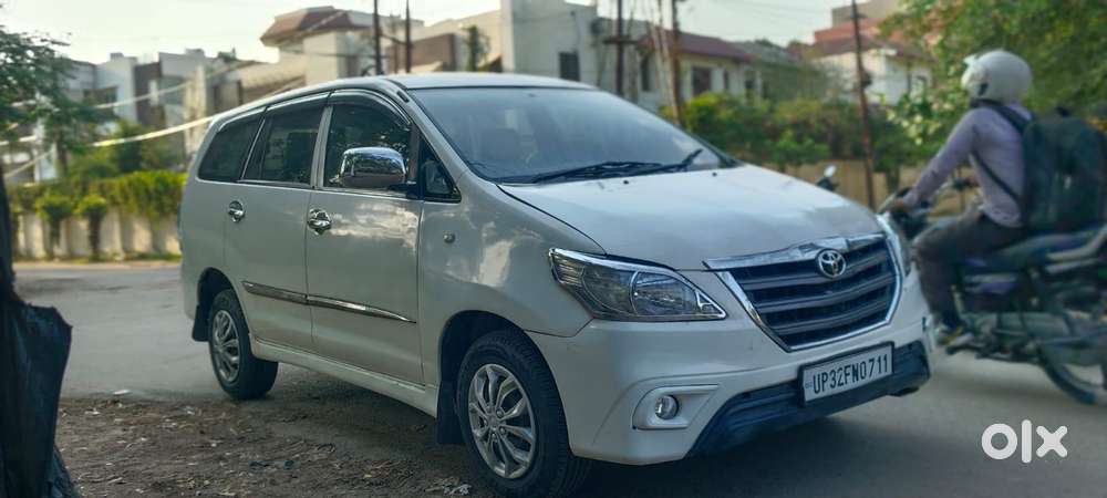 Toyota Innova 2.5 G (diesel) 7 Seater, 2015, Diesel