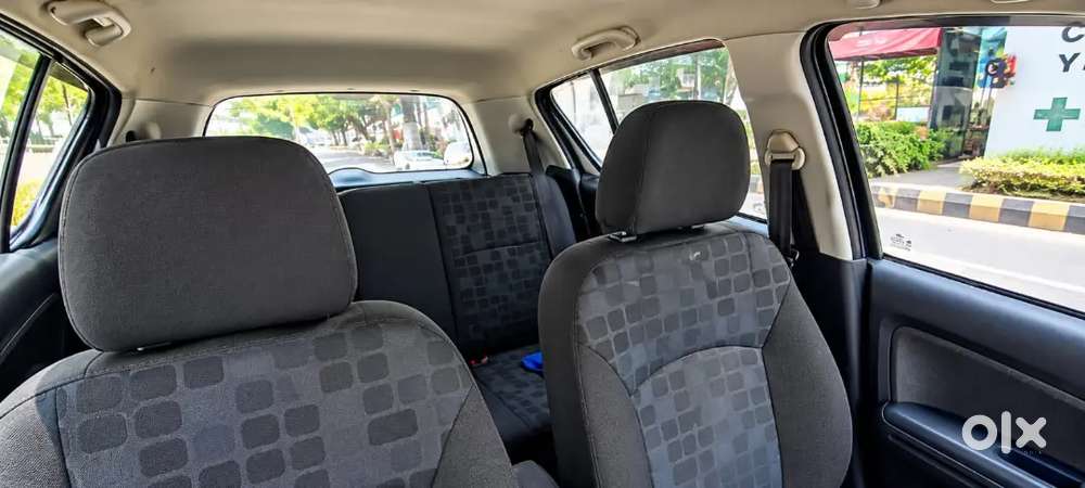 Maruti Suzuki Ritz Lxi 2015 Petrol 19200 Km 1st Owner Rate Fix 178000