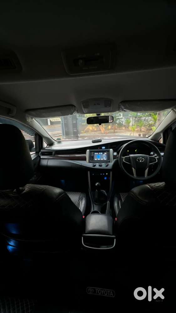Toyota Innova Crysta 2016 Diesel Manual