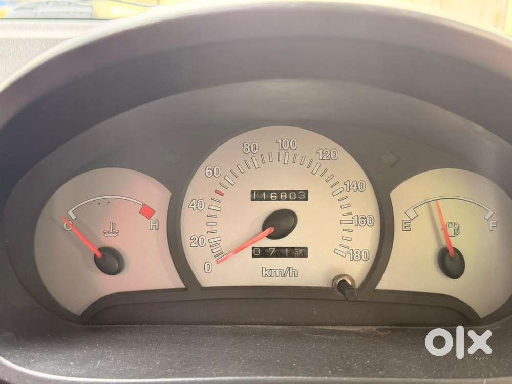 Hyundai Car 2012 Km Petrol Lpg (company Fitted)