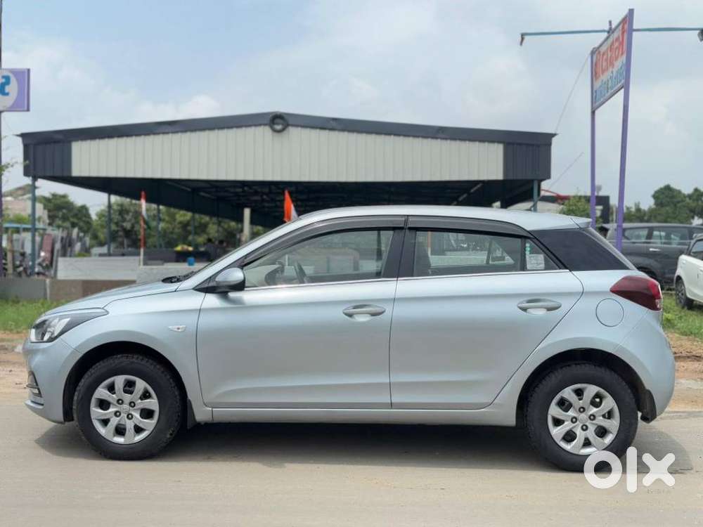 Hyundai I20 Magna 1.2 Mt, 2019, Petrol