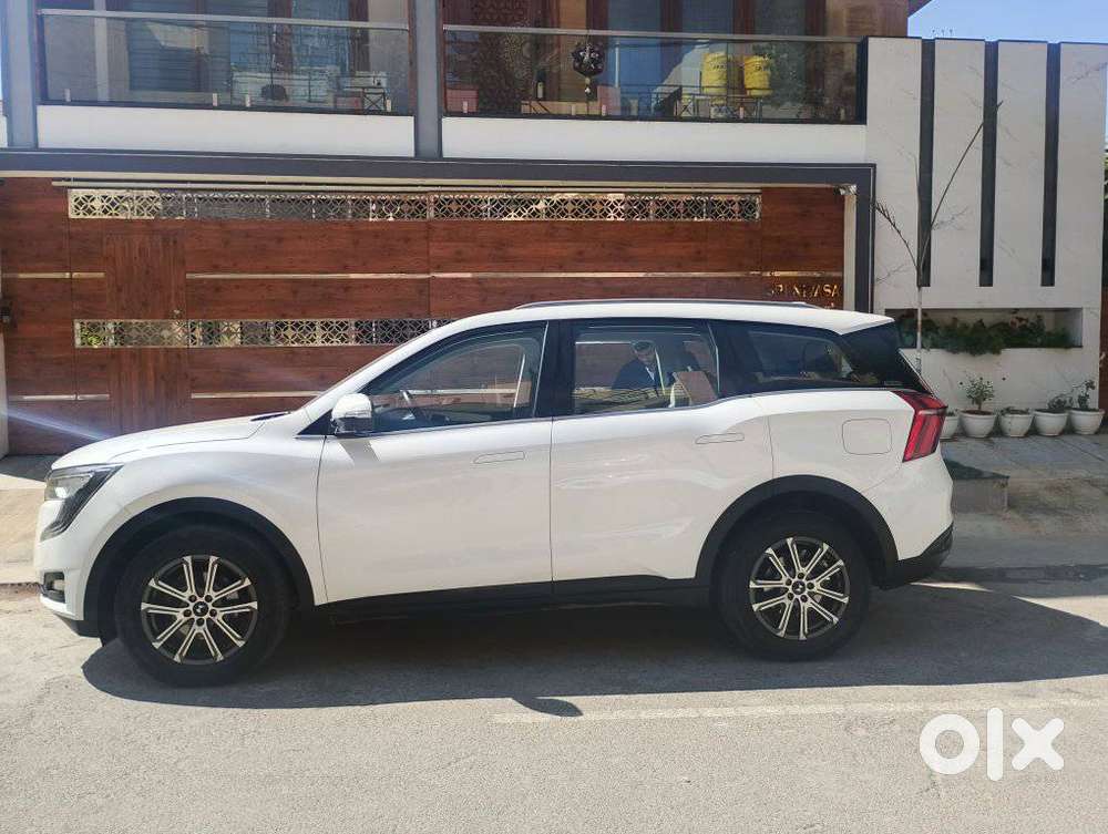 Mahindra Xuv700 2.0 Ax 7 Petrol At Luxury Pack Str, 2024, Petrol