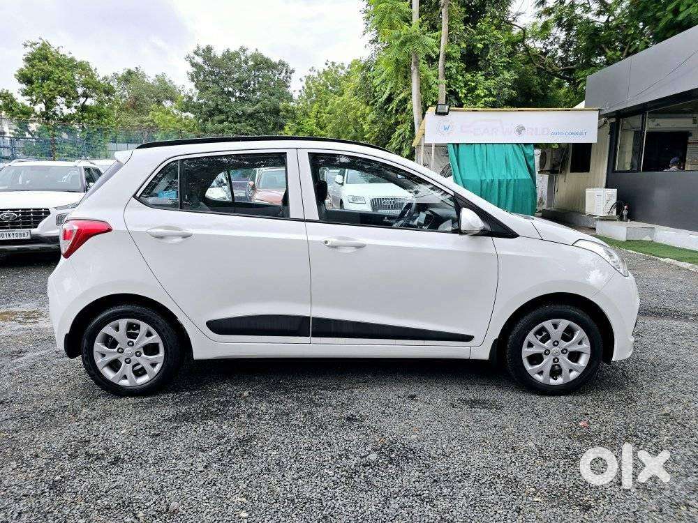 Hyundai I10 Sportz Option, 2015, Petrol