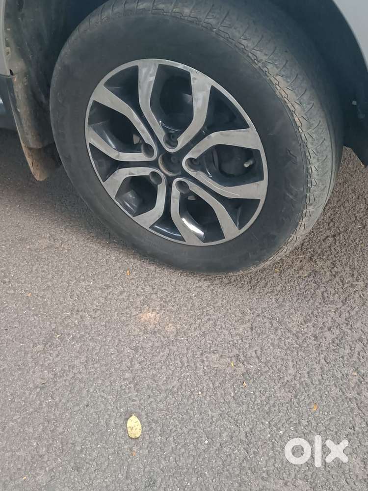 Renault Duster Rxe, 2013