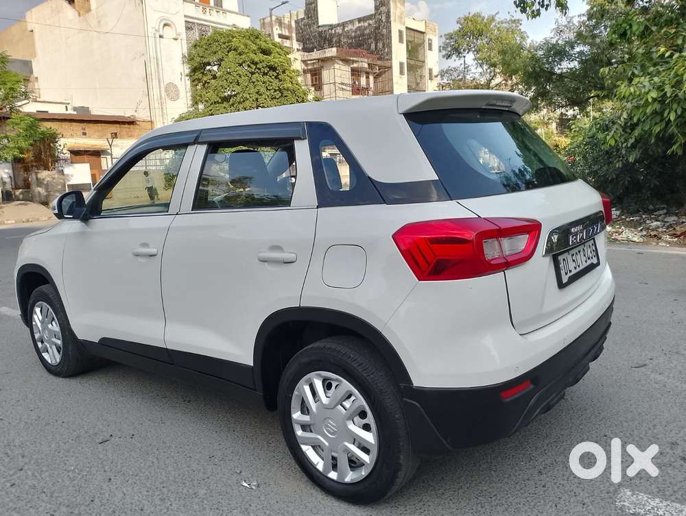 Maruti Suzuki Brezza 1.5 Lxi Smart Hybrid, 2022, Petrol
