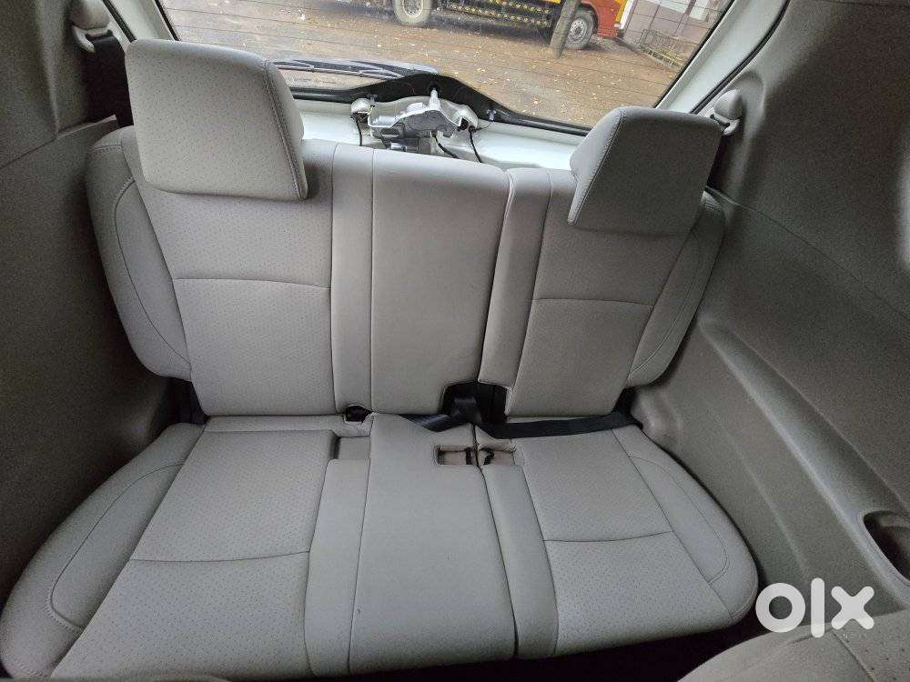 Mahindra Marazzo M8, 2019, Diesel