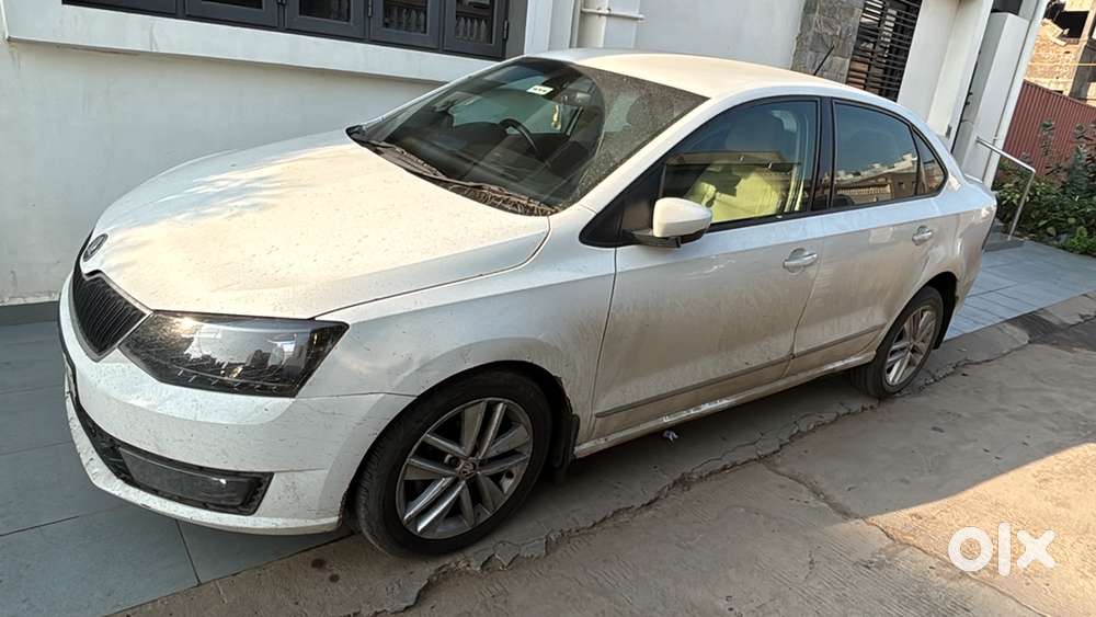 Skoda Rapid Petrol 2021