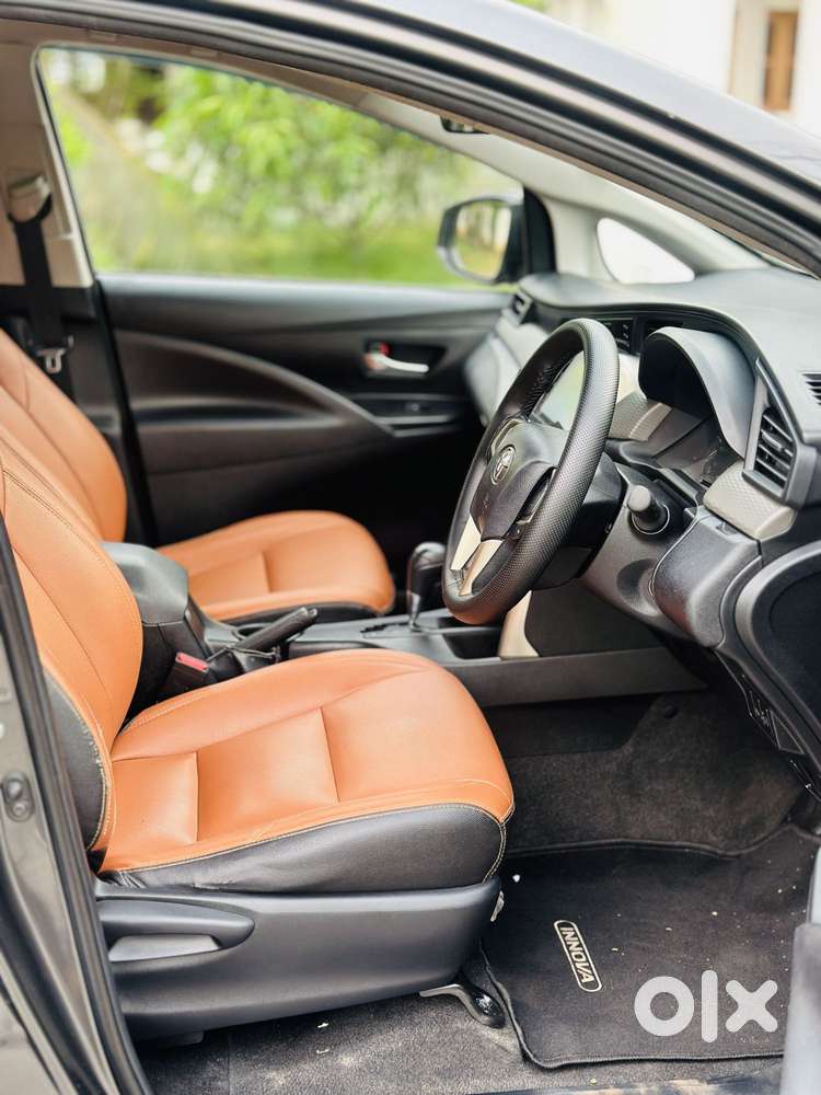 Toyota Innova Crysta 2.8 Gx At 8s, 2017, Diesel