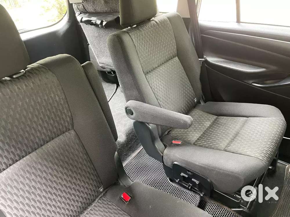 Toyota Innova Crysta 2017 Diesel Manual Car
