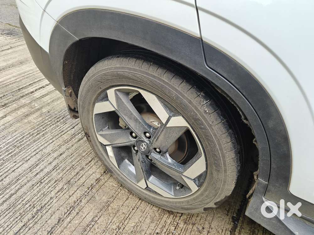 Hyundai Alcazar 2.0 Signature (o) Petrol At 6 Str, 2021, Petrol