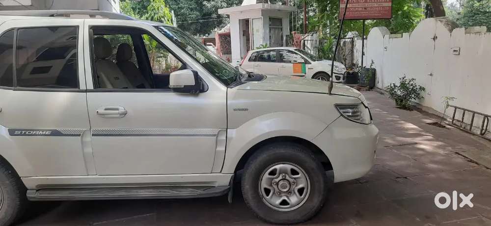Tata Safari Storme Diesel Well Maintained