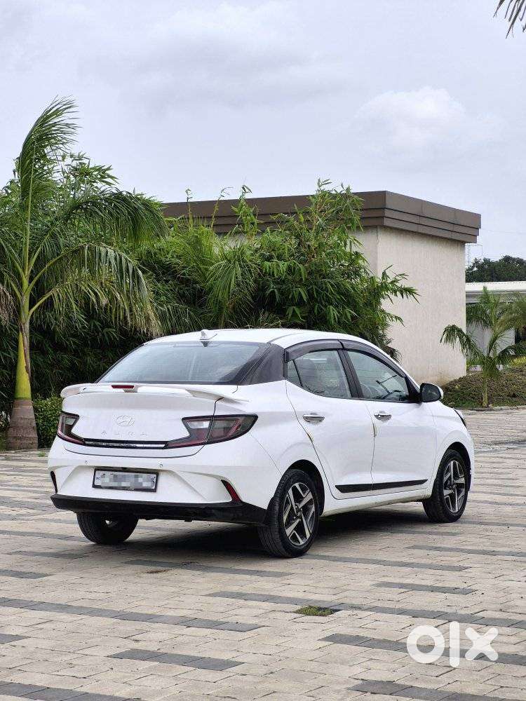 Hyundai Aura 1.2 Sx Cng, 2023, Cng & Hybrids