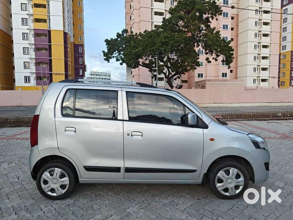 Maruti Suzuki Wagon R 1.0 2015-2019 Vxi Amt, 2017, Petrol