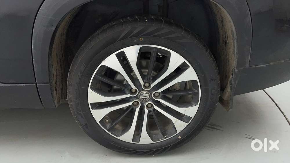 Mg Hector Plus 1.5 Sharp Turbo Cvt 6 Str, 2022, Petrol