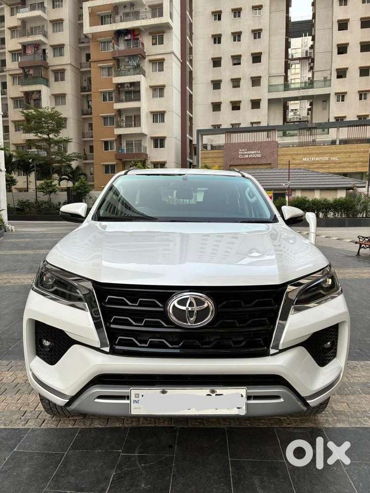 Toyota Fortuner 2024 Diesel Well Maintained