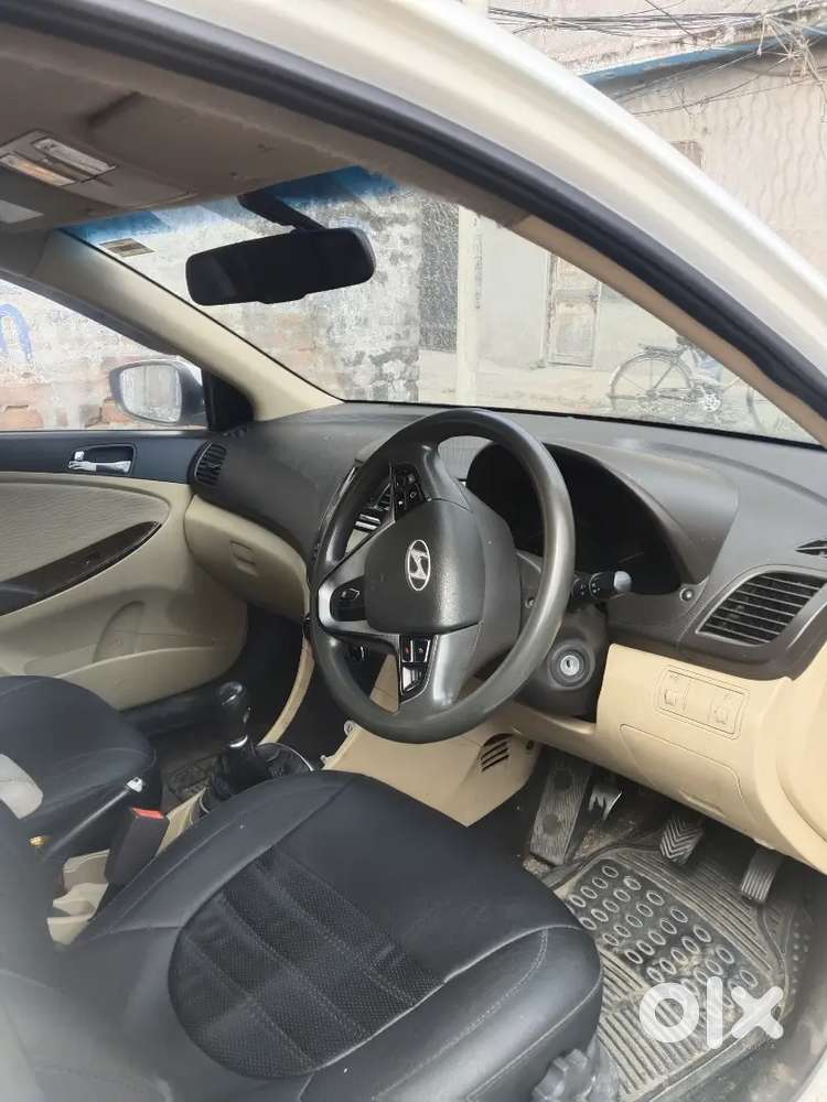 Hyundai Fluidic Verna 2012