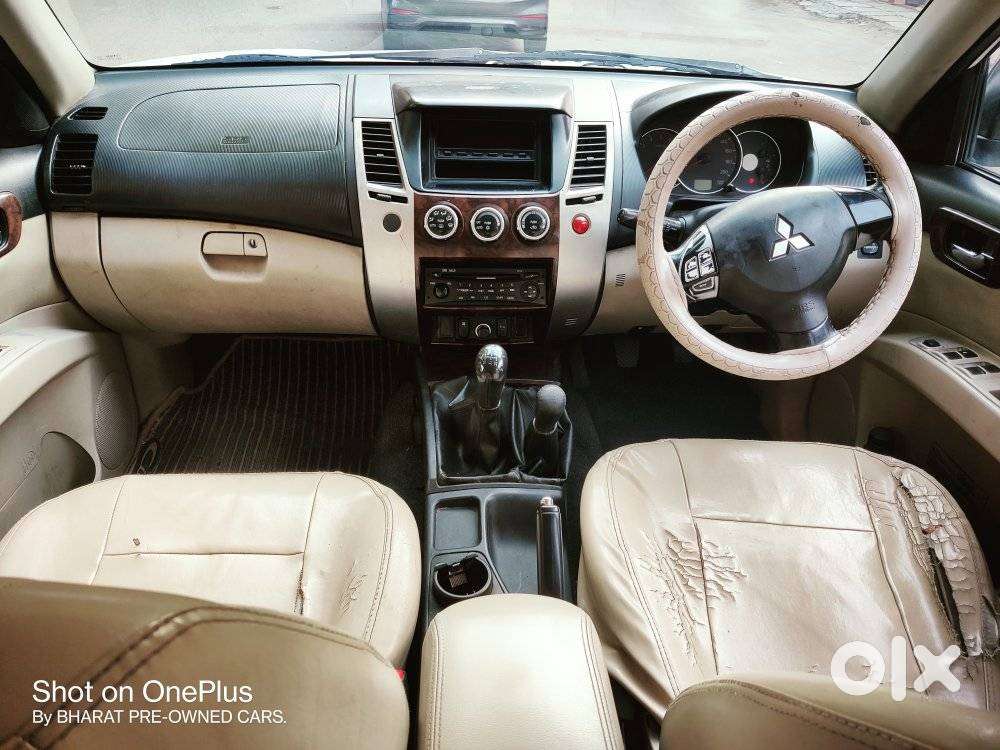 Mitsubishi Pajero Sport 2.5 Manual, 2013, Diesel