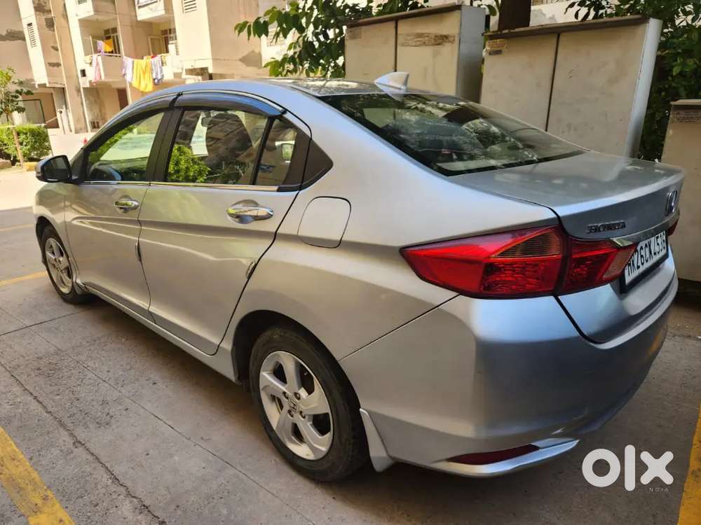 Honda City Vx Automatic Sunroof Top End Model With All Features Loaded