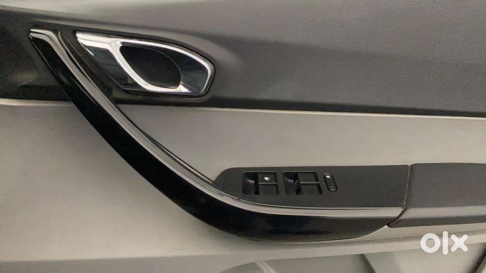 Tata Tiago 1.2 Revotron Xz, 2020, Petrol